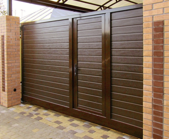 Ворота с калиткой в Чегеме