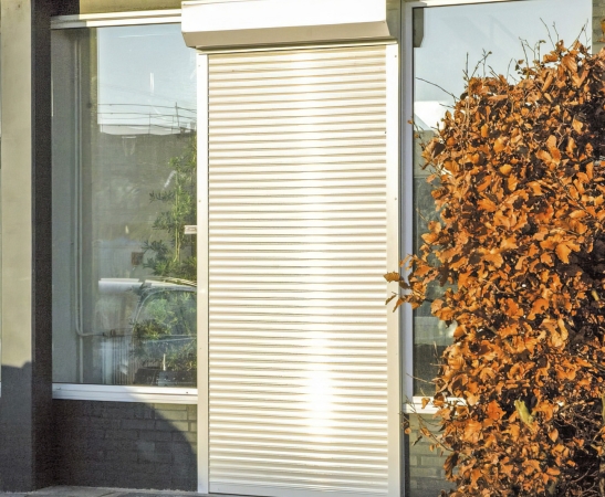 Рольставни на двери в Чегеме