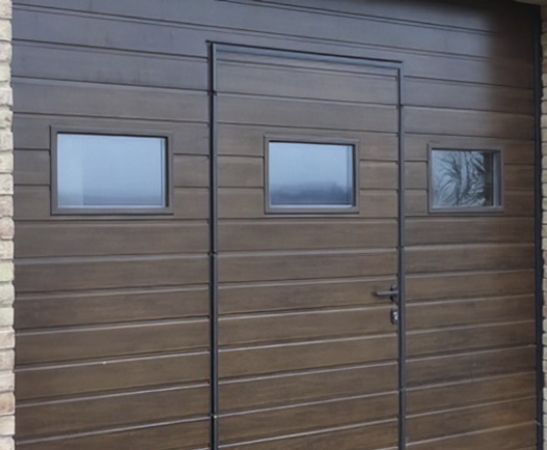 Ворота с окнами в Чегеме